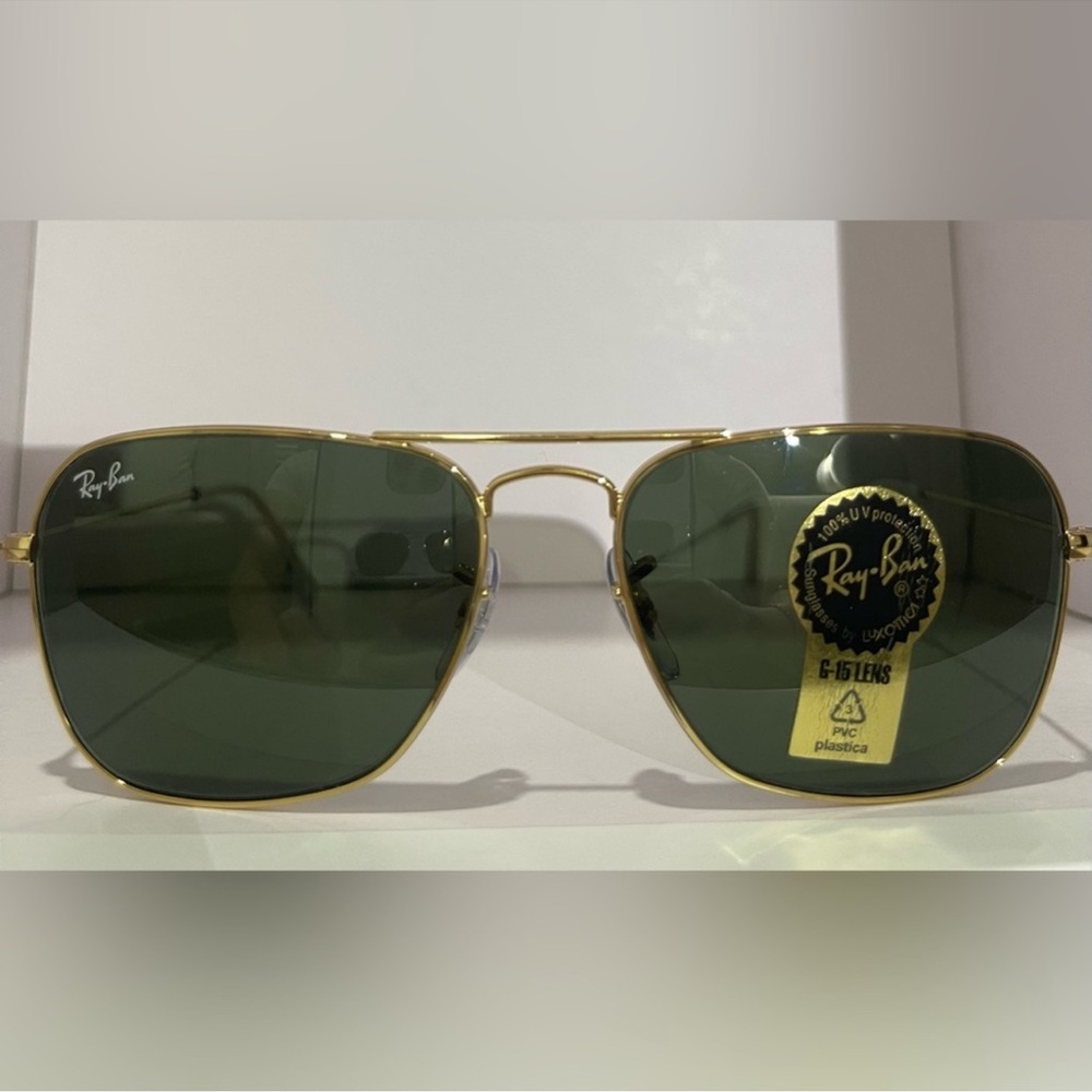 Ray-Ban Classic Gold Frame Sunglasses with Dark Green Lenses